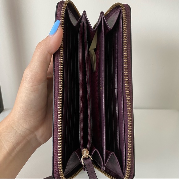 kate spade Handbags - Kate Spade Zip Wallet